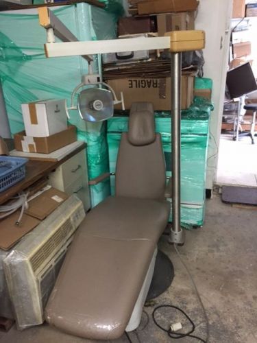 Royal Dental Chair with Lamp Local Pickup Only