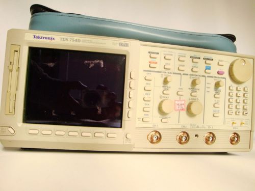 USED TEKTRONIX TDS754D DIGITAL OSCILLOSCOPE; 500MHZ 4 CHANNEL