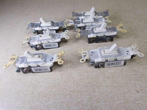 Leviton 635-1453 White Toggle Switches 226 NOM057, Lot of 7 *FREE SHIPPING*