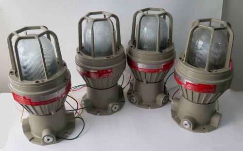 Lot of 4 UL Listed for Hazardous Locations Lamp by HUBBEL Hostile Lite KILLARK