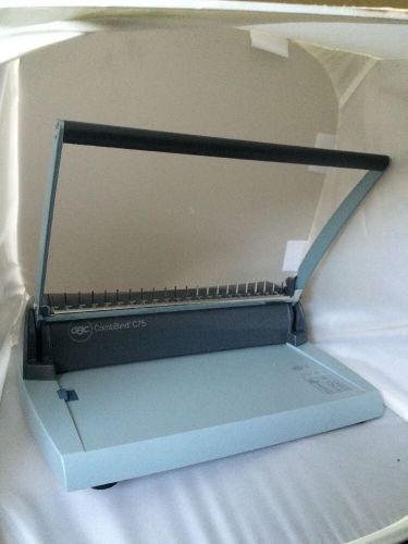 GBC CombBind C75 Personal Presentation Manual Binding System