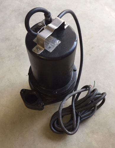 Submersible sewage pump, dayton, 4hu89 for sale