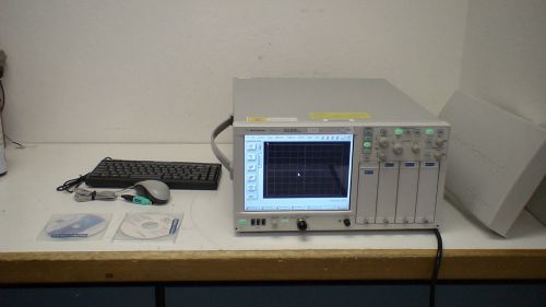 Agilent 86100D DCA-J Oscilloscope Mainframe op: 92/200/300/AFP/ETR/GPI/Win7