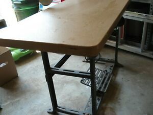 Industrial Sewing Machine Table with Motor