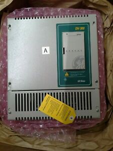 GE DV-300, Input 500Vac 3 Ph Output 520Vdc 400Amp DC Drive , 6KDV3400Q4F20B1