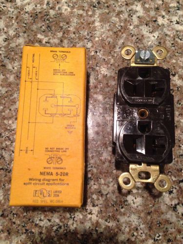 Vintage Hubbell HBL5362 Heavy Duty Specification HospitalGrade Duplex Receptacle