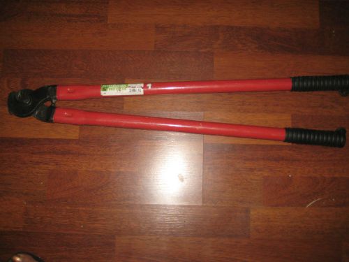 PITTSBURGH 28&#034; BOLT CUTTER   RUBBER GRIPS