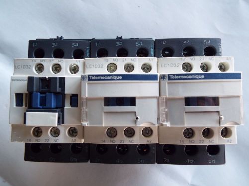 TELEMECANIQUE LC1D32 50A 24VDC CONTACTOR (Lot of 3)