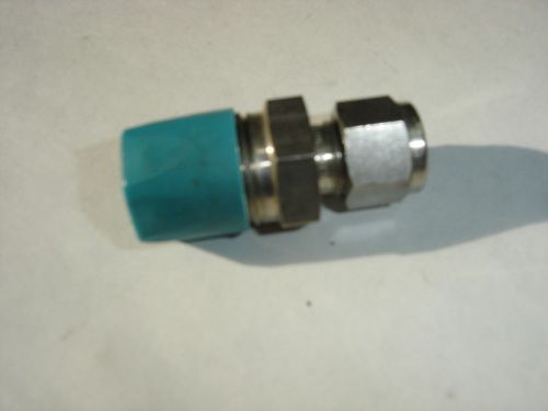 SWAGELOK 316 SS FITTING ADAPTOR 3/8&#034; OD TUBE TO 1/2&#034; NPT MALE  NNB