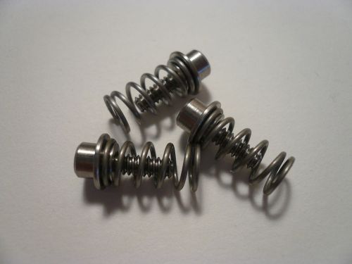 176 PCS 6-32 SPRING LOADED SOCKET HEAD SCREWS.