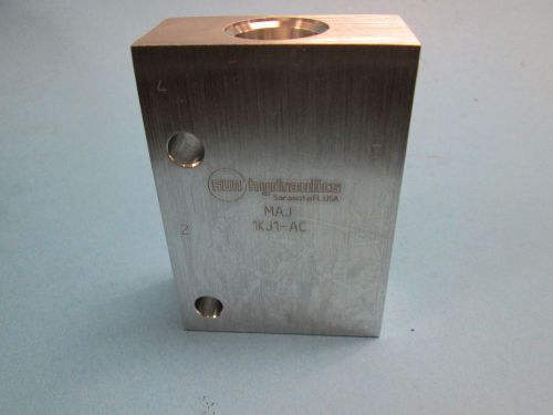 MAJ-1KJ1-AC Sun Hydraulics Aluminum Hydraulic Cartridge Valve Block