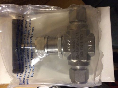 NEW Swagelok SS-18RS8-SC11 SS 1/2&#034; Integral Bonnet Needle Valve