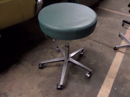 MIDMARK Ritter Air adjustable Exam Stool