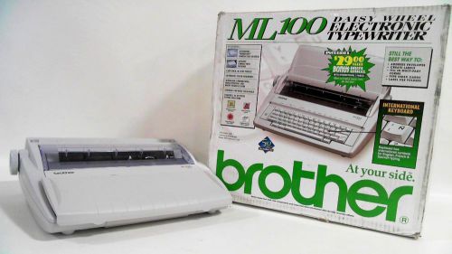 Brother Electronic Typewriter Daisy Wheel Total Correction White CHOP 4TXIz7