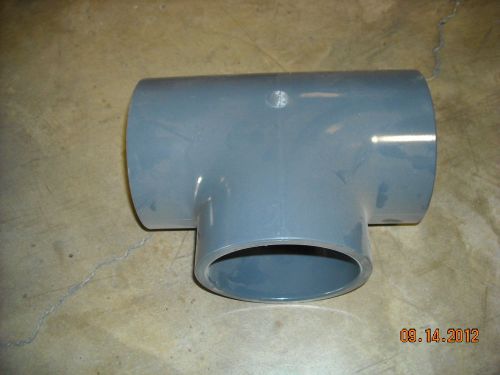4&#034; PVC TEE PIPE FITTING SCH 80