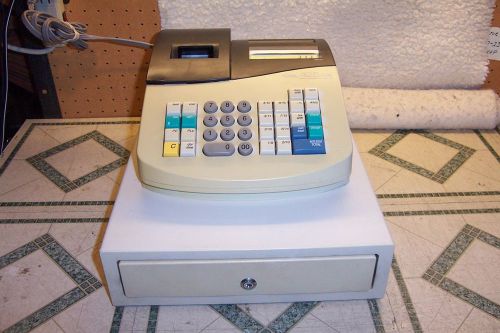 ROYAL MODEL 425CX CASH REGISTER - 16 DEPARTMENTS