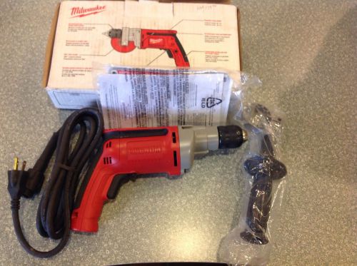 NEW Milwaukee 0202-20 7 Amp 3/8&#034; Drill with Keyless Chuck