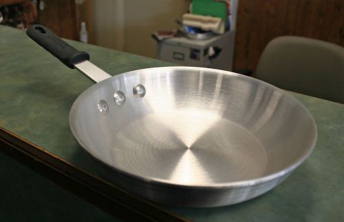 Brand New Carlisle 8&#034; Duraware Fry Pan