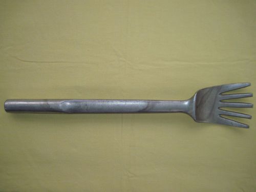 Harold Leonard Fork - 16 1/4&#034; - Marked  Harold Leonard-6400