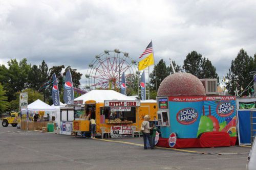 2010 - 15&#039; x 8.5&#039; Concession Trailer W/Removable Hitch