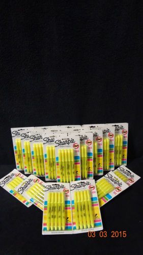 105 Sharpie Highlighter NARROW CHISEL Smear Guard (21 packs 5 ct. each) 1908050