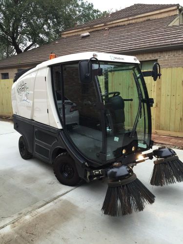 Madvac CN100 Sweeper