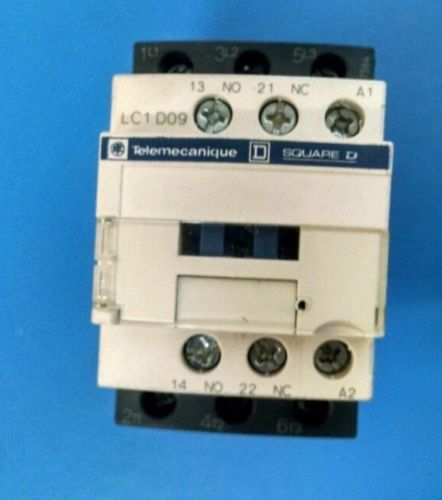 TELEMECANIQUE SQUARE D LC1D09F7 110V 50/60Hz CONTACTOR