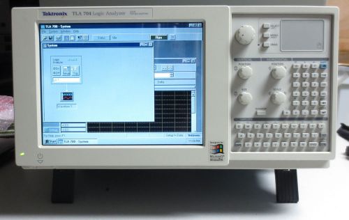 Tektronix TLA704 16MB RAM 2GB HD with TLA7M4 Option 1S