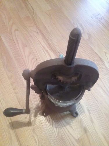 ENTERPRISE  2 QT SAUSAGE STUFFER LARD WINE PRESS Cast Iron ANTIQUE 2030