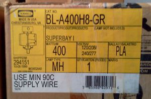 New hubbell superbay 1 housing bl-a400h8-gr 400 watt w/400w metal halide ballast for sale