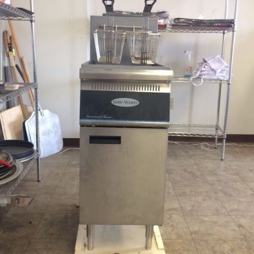 SERV WARE SGF-3N 40LB  FRYER