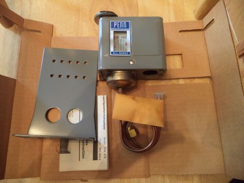 JOHNSON CONTROLS P70AB-2 NEW OLD STOCK