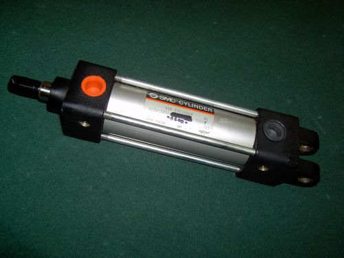 SMC CYLINDER MODEL # NCDA1G200-600-XA20M - NEW - 1.5&#034; BORE 3.5&#034; STROKE