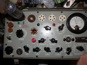 1 Excellent very nice accurate military tv7 D/U tube tester