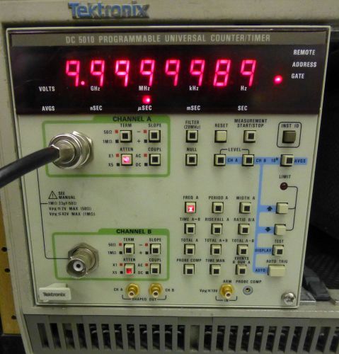 TEKTRONIX DC5010 UNIVERSAL COUNTER TIMER