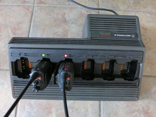 Motorola 6 Radio Gang Charger. Model HTN9005D. For HT750 HT1250. With Power Cord