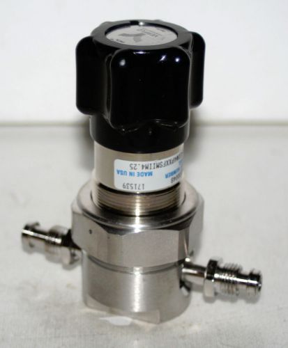 Veriflo regulator w/vcr fttings 316 ss  new for sale