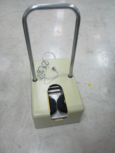 Ultra-Clean Motorized Shoe Cleaner Model 1400-VA SN 5585