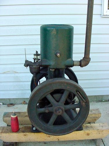 London Ontario Vertical Hit Miss Gas Engine --Nice--Original--No--Reserve--!!!!