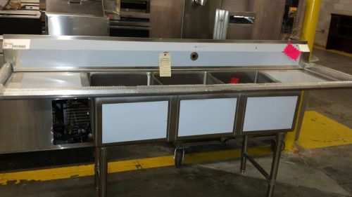 NEW STAINLESS STEEL 3 COMPARTMENT SINK WITH 2 DRAINBOARDS
