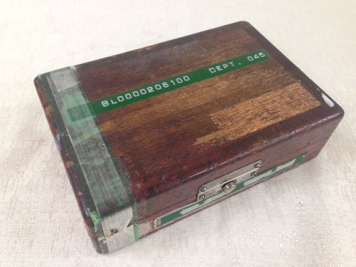 SQUARE STEEL GAGE BLOCKS MIXED BRANDS WEBBER ELLSTROM PRATT &amp; WHITNEY WITH BOX