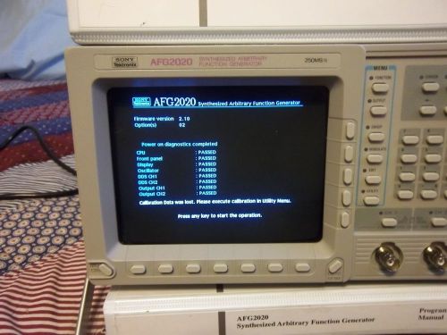 TEKTRONIX WAVE GENERATOR AFG2020  WITH IEEE488-2 STD PORT PLUS  USER MANUAL