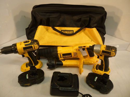 DEWALT COMBO KIT DCK425C Drill, Driver, Recip Saw, Light 2 Batteries and Charger