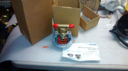 HONEYWELL VP513A 11204 2 high PRESSURE WATER VALVE