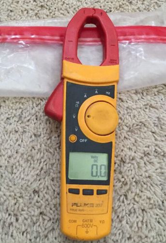 FLUKE 337 TRUE RMS CLAMP METER - WORKS GREAT!