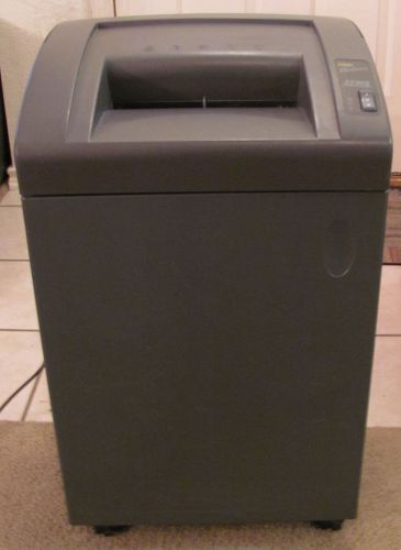 GBC Shredmaster 2230S Straight-Cut Office Paper Shredder