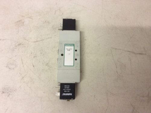 Numatics 226-749B 01269 Double Solenoid Valve Pneumatic 24 VDC 0.15 Amp 226749B