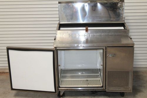 True Refrigerated Mega Top  Sandwich Prep Table Pizza 1 Door