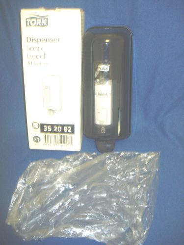 TORK DISPENSER SOAP LIQUID S1 SYSTEM, 352080, NEW IN BOX WITH KEY- BLACK