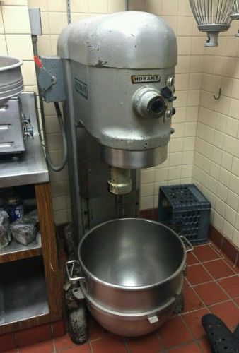 HOBART 60 QUART MIXER 3 PHASE